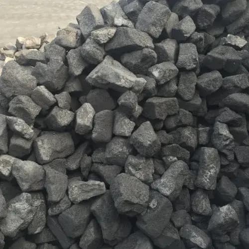 Angular sized coke lumps for furnace charging