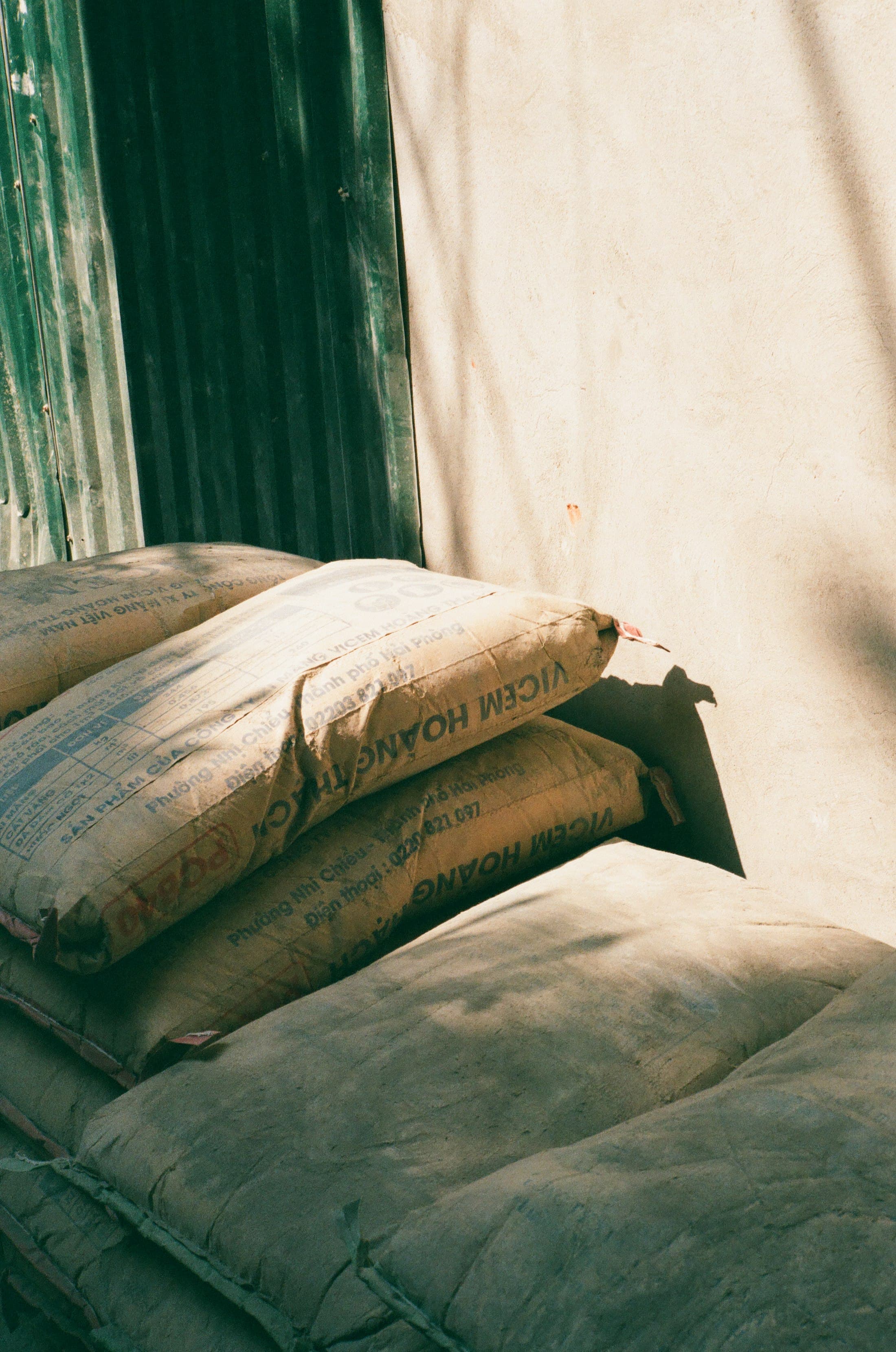 Stacked kraft multiwall paper sacks in a warehouse